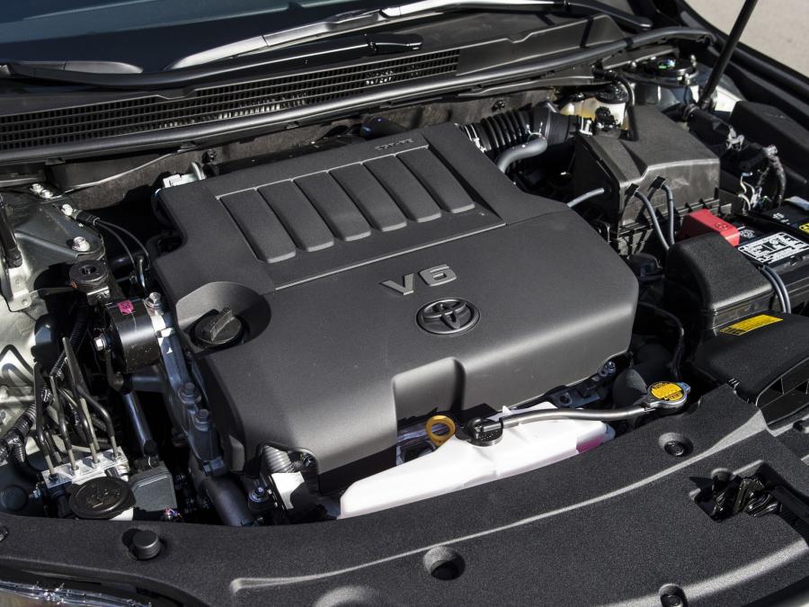  Toyota Avalon 2012 года  (фото 8 из 30)